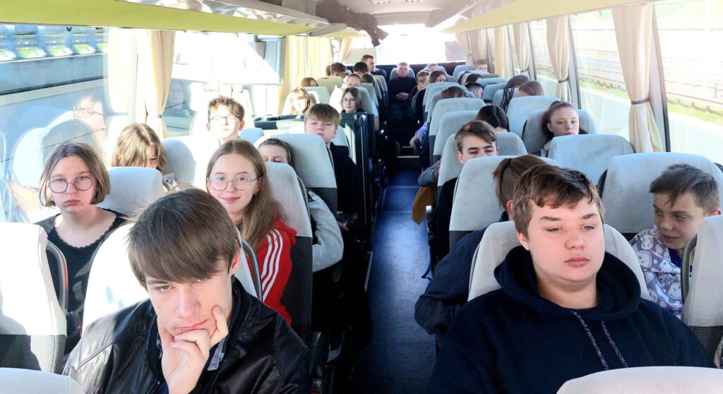 Uczniowie z Powidza zwiedzili Warszawę