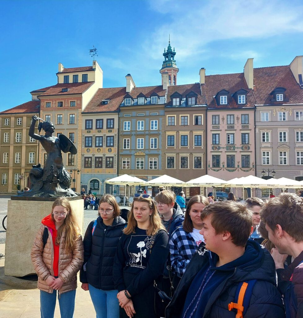 Uczniowie z Powidza zwiedzili Warszawę