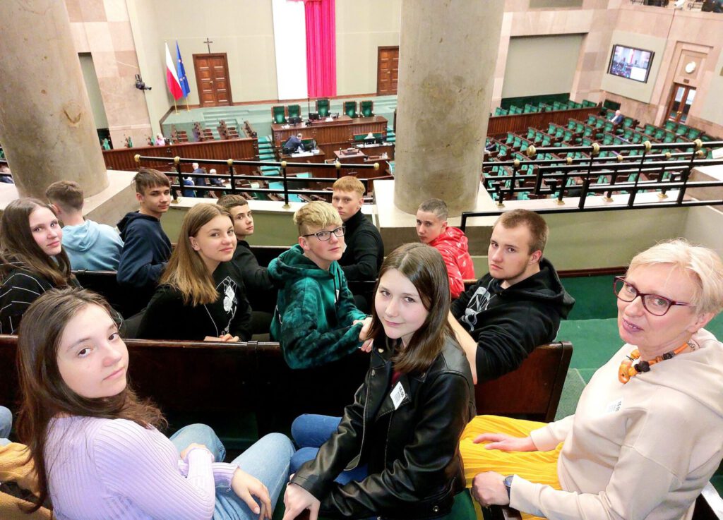 Uczniowie z Powidza zwiedzili Warszawę