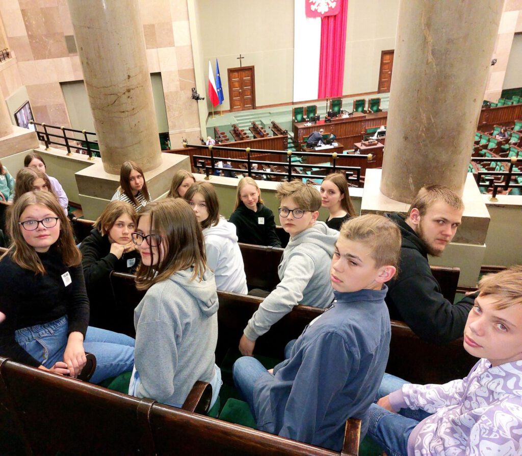 Uczniowie z Powidza zwiedzili Warszawę
