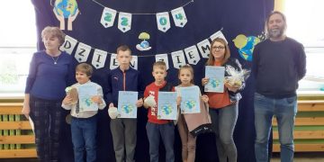 OGRODOWE KOMPOZYCJE ROŚLINNE w DRĄŻNEJ