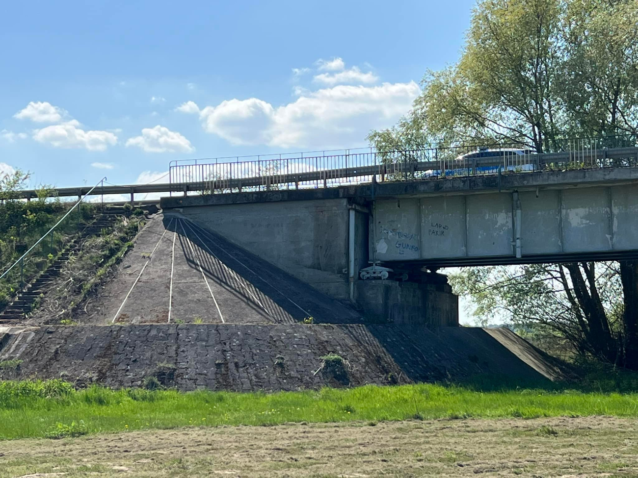 Podpisali umowę na modernizację mostu