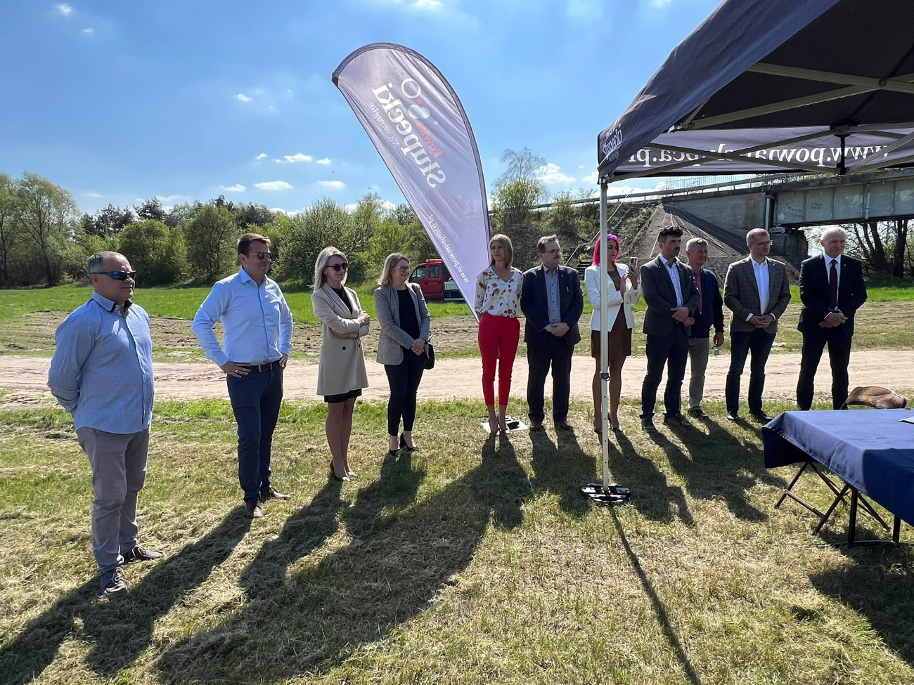 Podpisali umowę na modernizację mostu