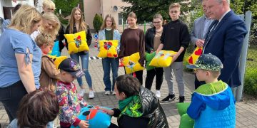 Dzieci z Ukrainy dostały prezenty od uczniów Ekonomika