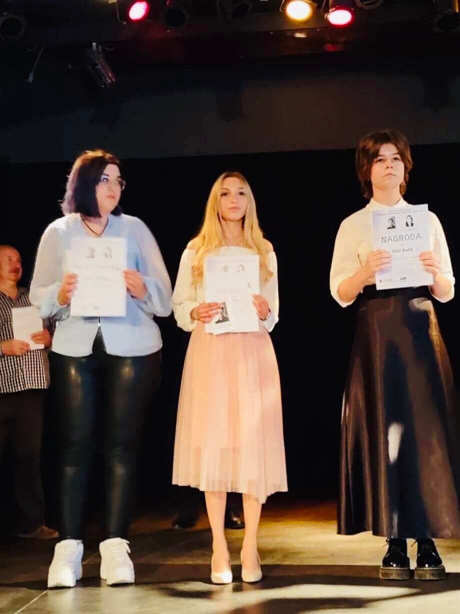 Olga wyróżniona w konkursie poetyckim