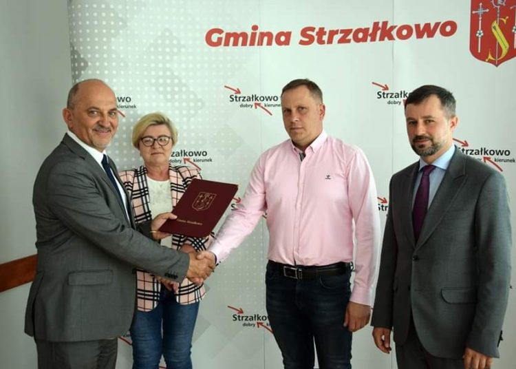 Podpisali umowę na budowę ul. Sosnowej