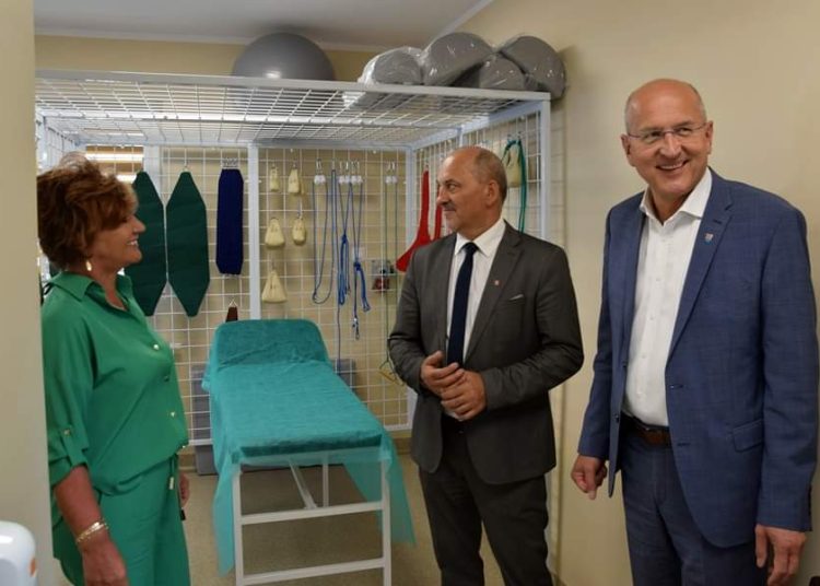 Starosta z wójtem odwiedzili podopiecznych WTZ