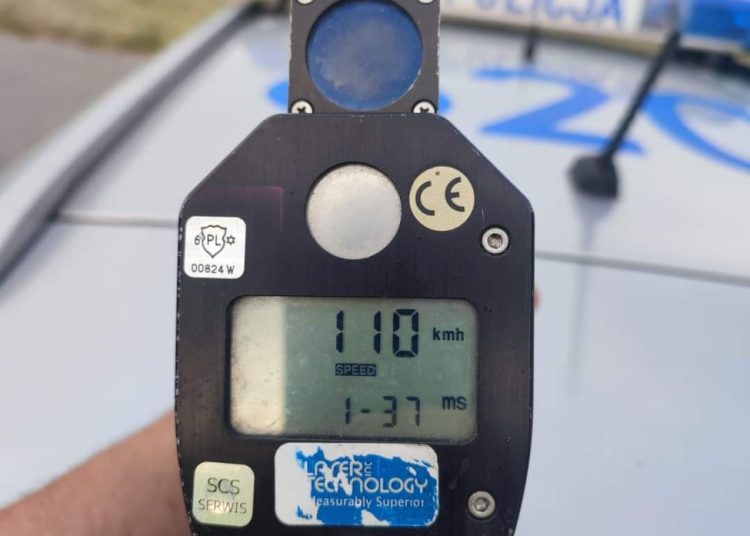 Miał 110 km/h. Zatrzymali prawo jazdy