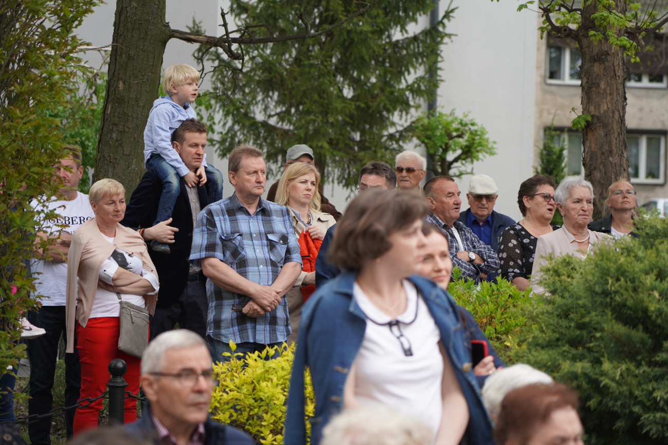 Tłum słupczan na wiosennym koncercie orkiestry. Zobacz!
