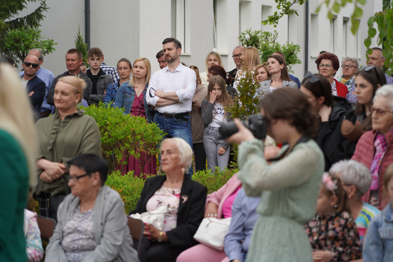 Tłum słupczan na wiosennym koncercie orkiestry. Zobacz!