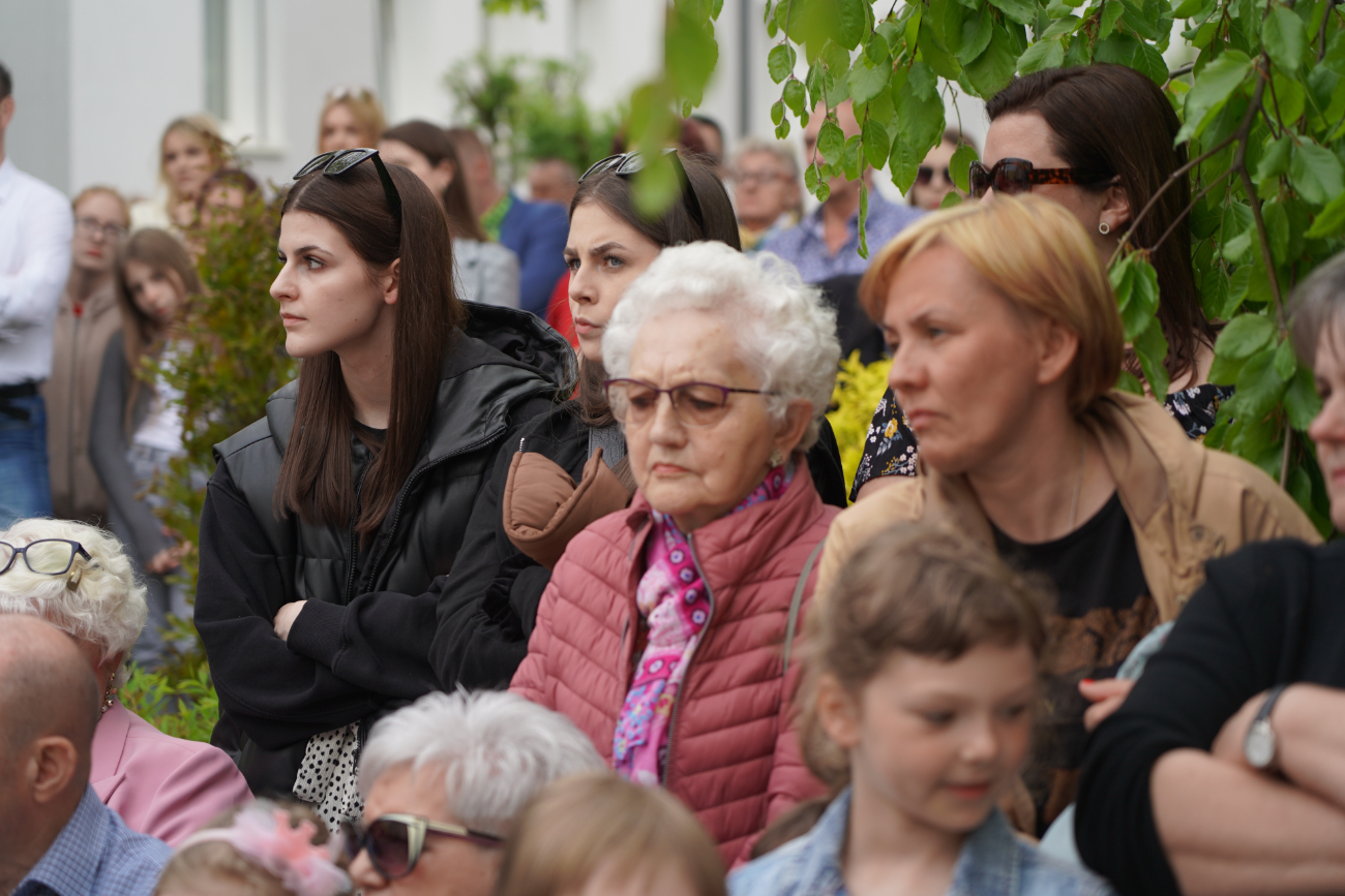 Tłum słupczan na wiosennym koncercie orkiestry. Zobacz!