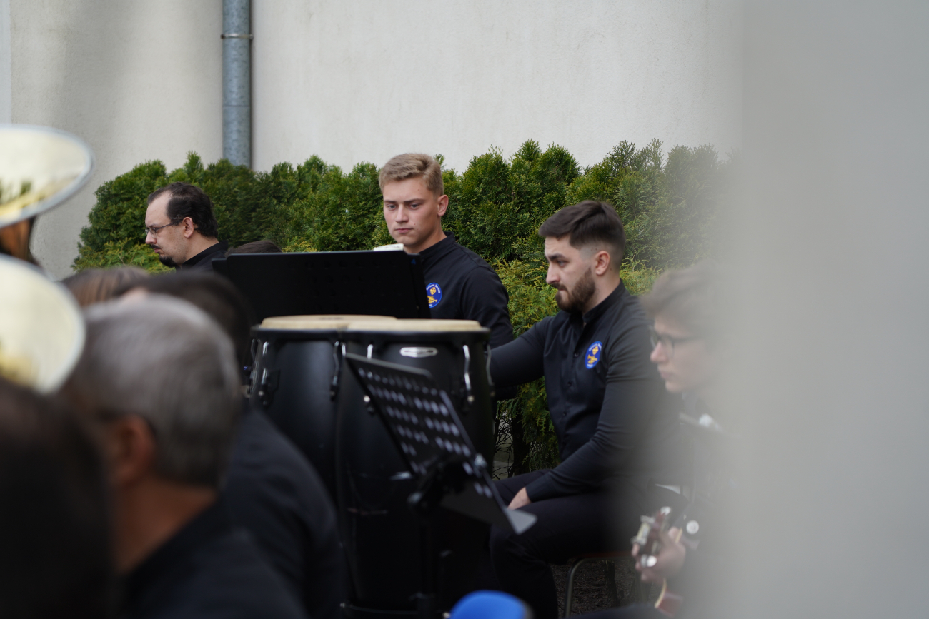 Tłum słupczan na wiosennym koncercie orkiestry. Zobacz!