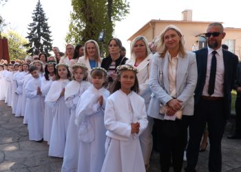 Komunia w Wawrzyńcu ZDJĘCIA