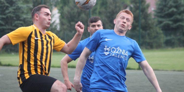 Kolejka zmarnowanych okazji…