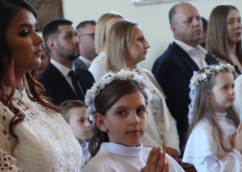 Komunia w Kozalu. Wielki dzień dla dzieci z Trójki