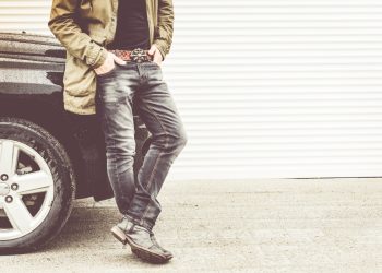 Co nosić tej wiosny? Poznaj najmodniejsze stylizacje dla mężczyzn