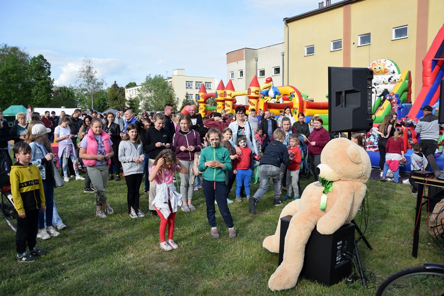 Charytatywnie „Razem dla Miłosza”