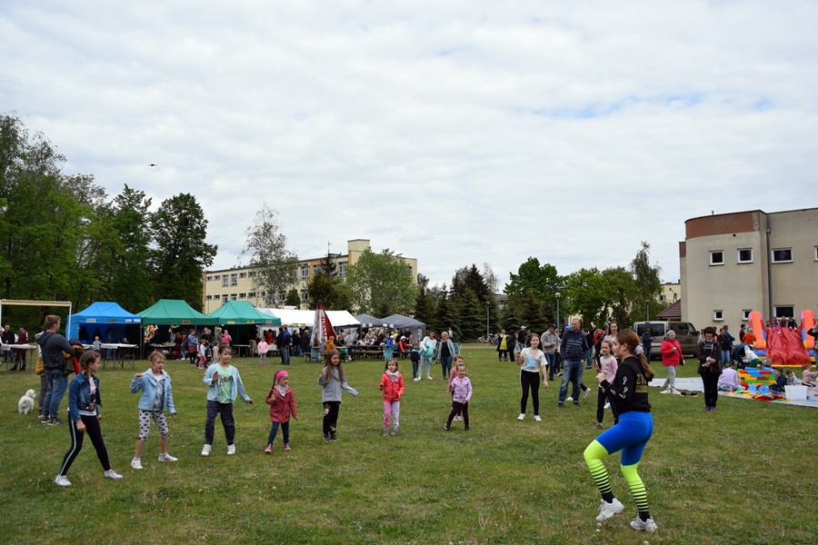 Charytatywnie „Razem dla Miłosza”