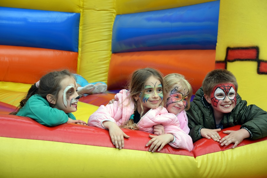 Charytatywnie „Razem dla Miłosza”