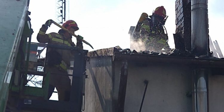 Palił się dom w Kątach