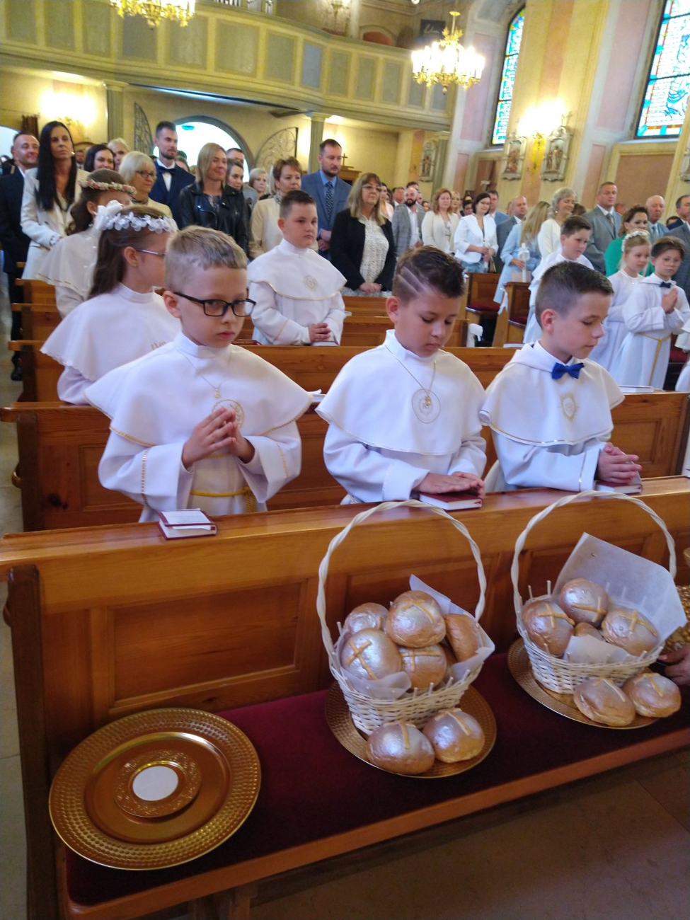 I Komunia św. w Cieninie Kościelnym