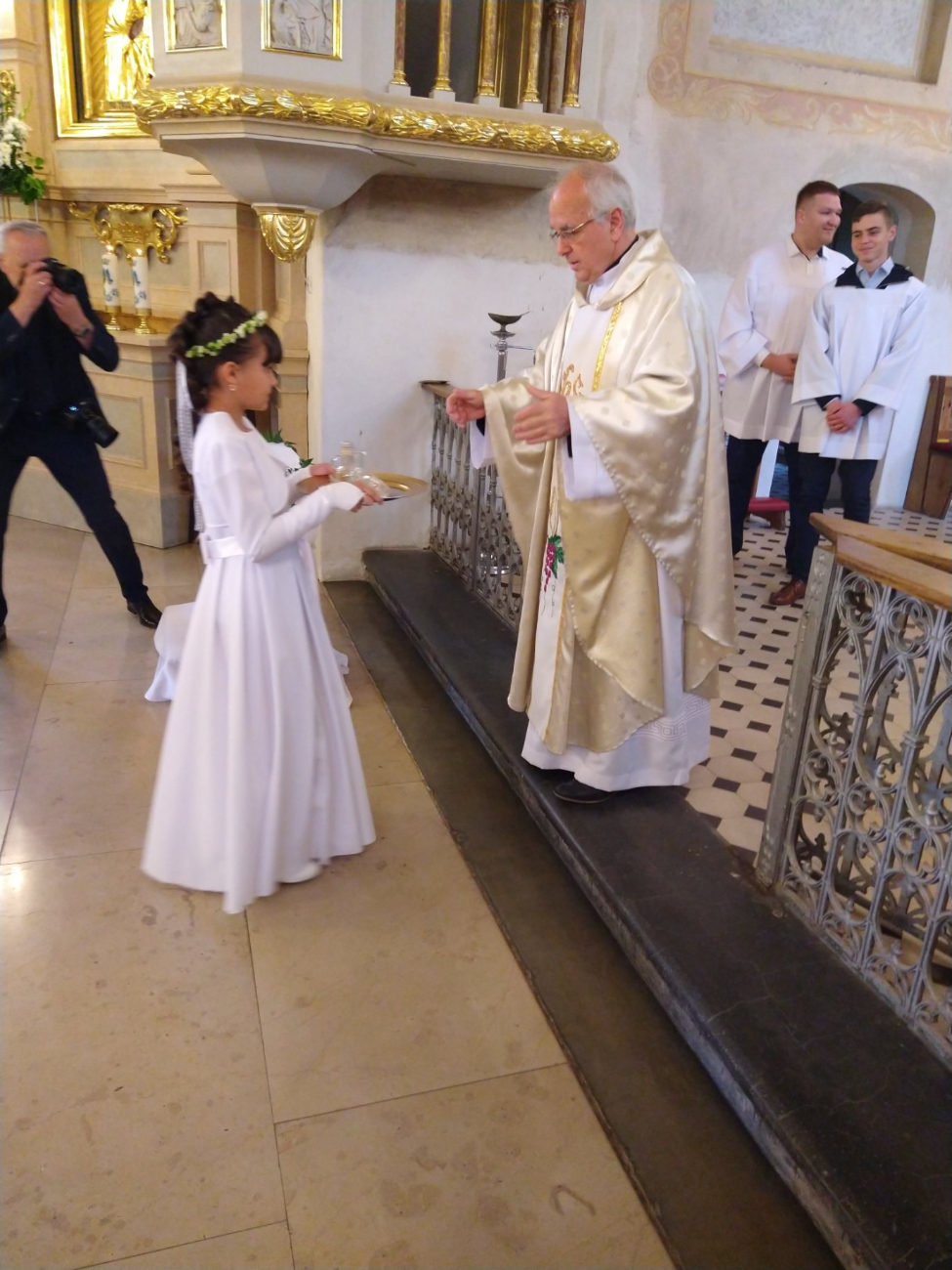 I Komunia św. w Cieninie Kościelnym