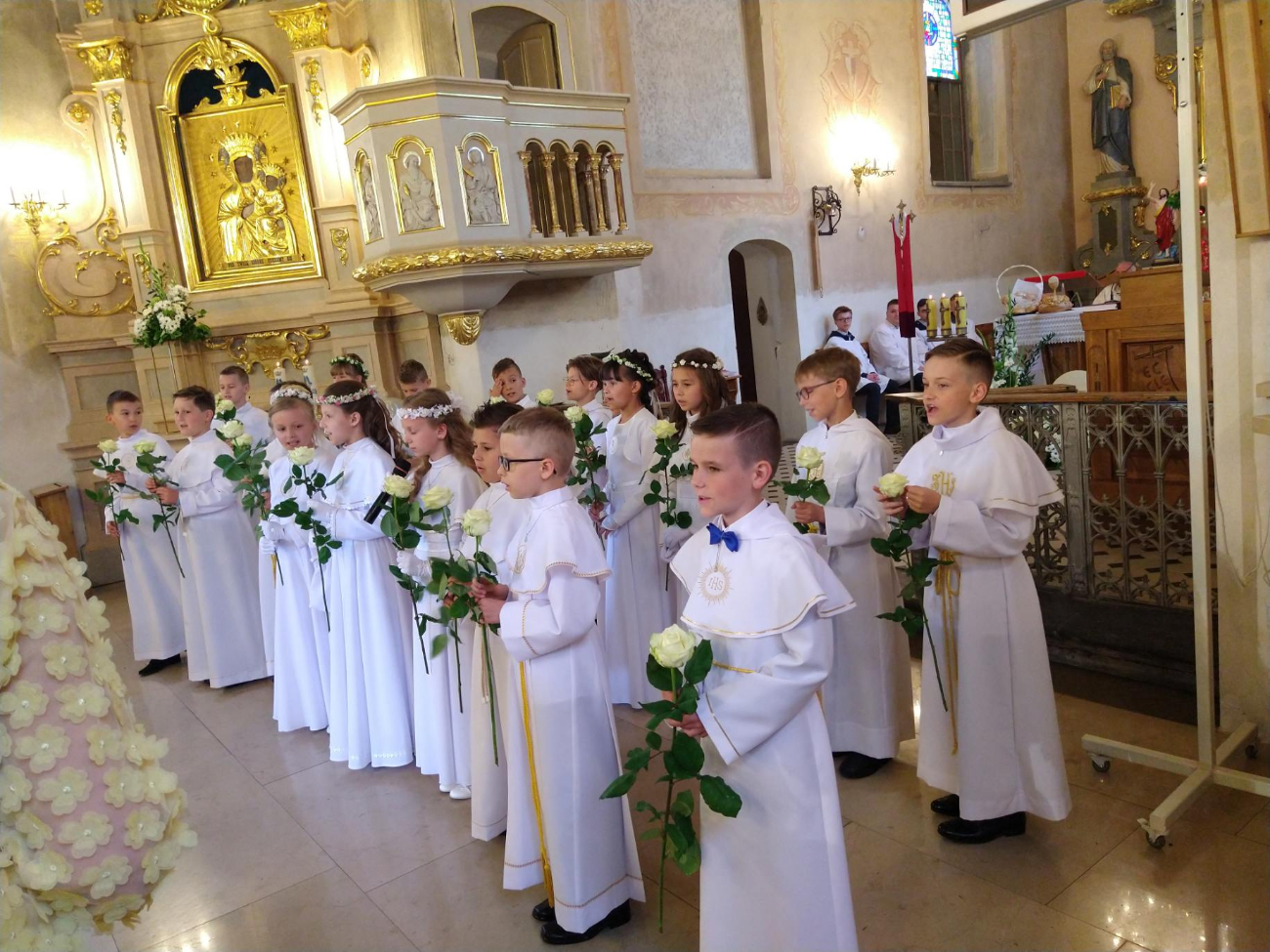 I Komunia św. w Cieninie Kościelnym