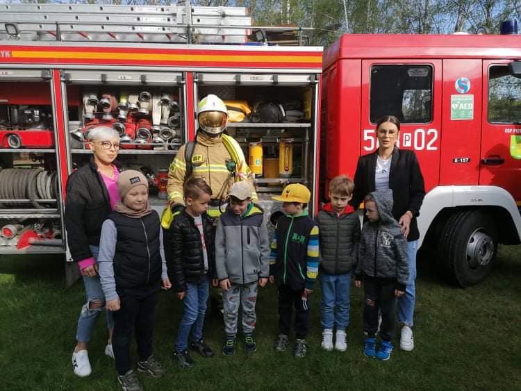 Spotkanie ze strażakami Małych Odkrywców