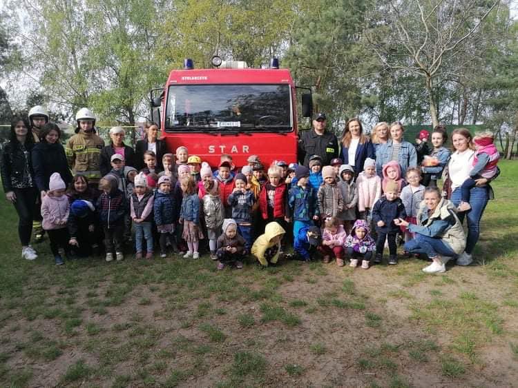 Spotkanie ze strażakami Małych Odkrywców