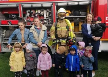 Spotkanie ze strażakami Małych Odkrywców