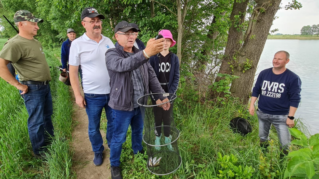 Wędkarski Dzień Dziecka w Ostrowitem ZDJĘCIA
