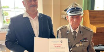 Major Janas przekazał sztandar