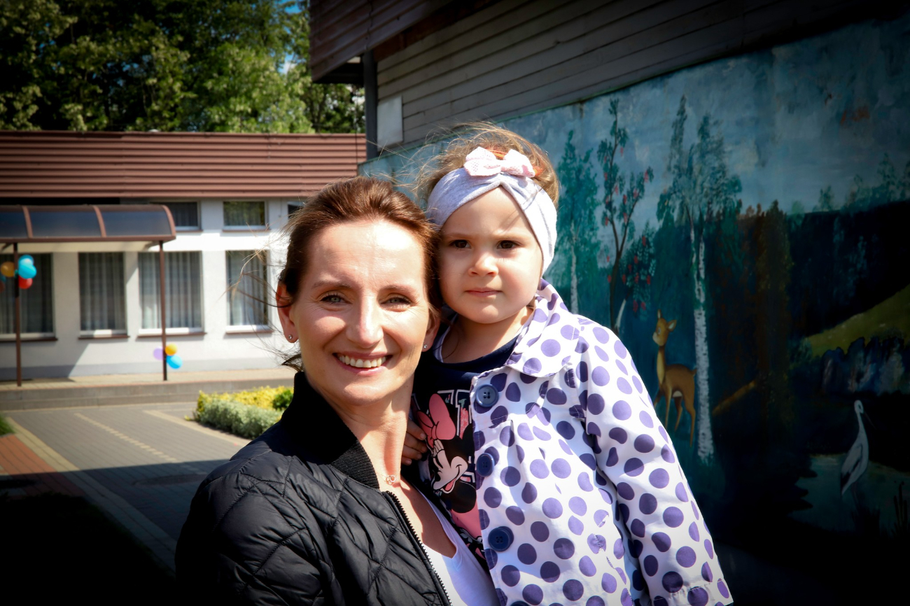 „Rodzina kolorowa, jak łąka kwiatowa” w Jarzębince