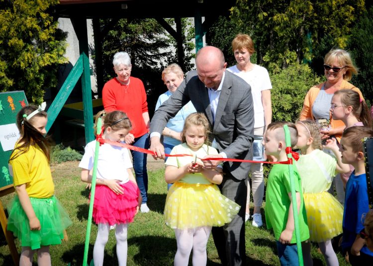 „Rodzina kolorowa, jak łąka kwiatowa” w Jarzębince