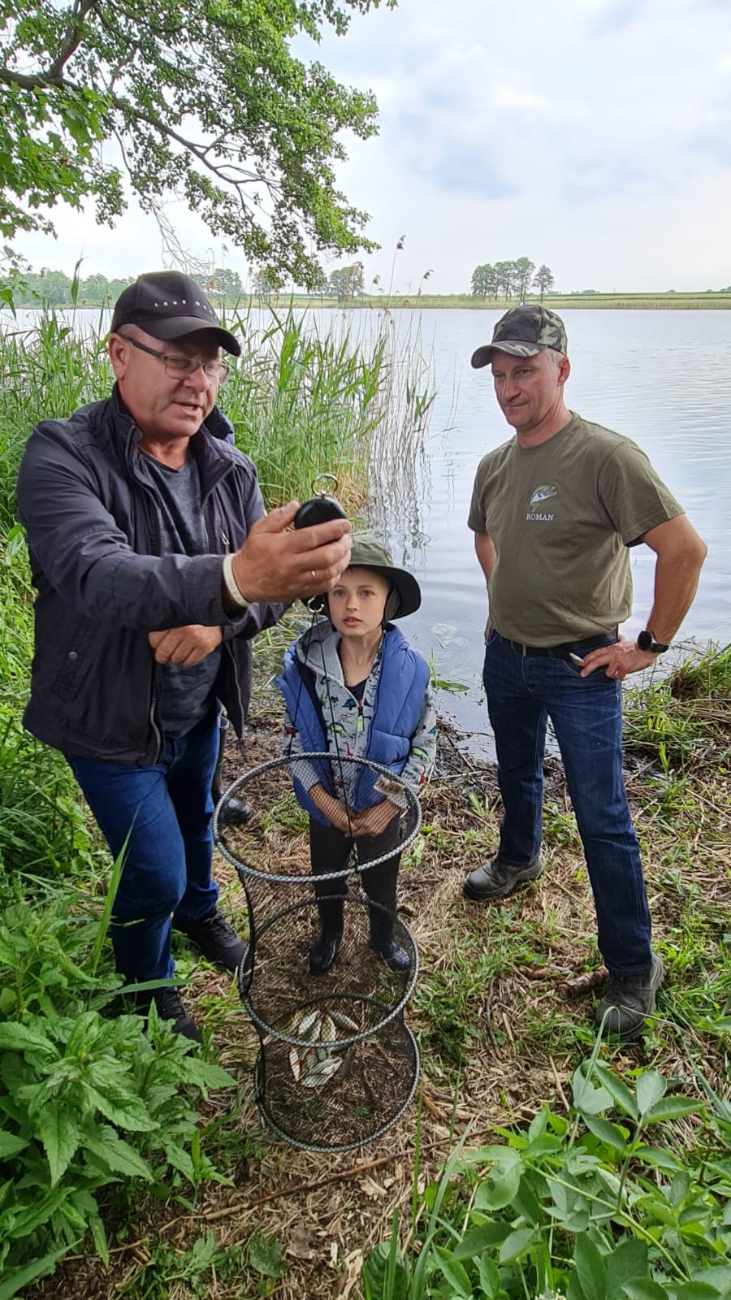 Wędkarski Dzień Dziecka w Ostrowitem ZDJĘCIA