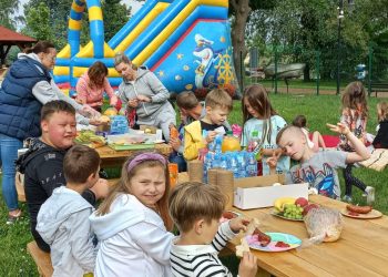 Rodzinny piknik pierwszoklasistów