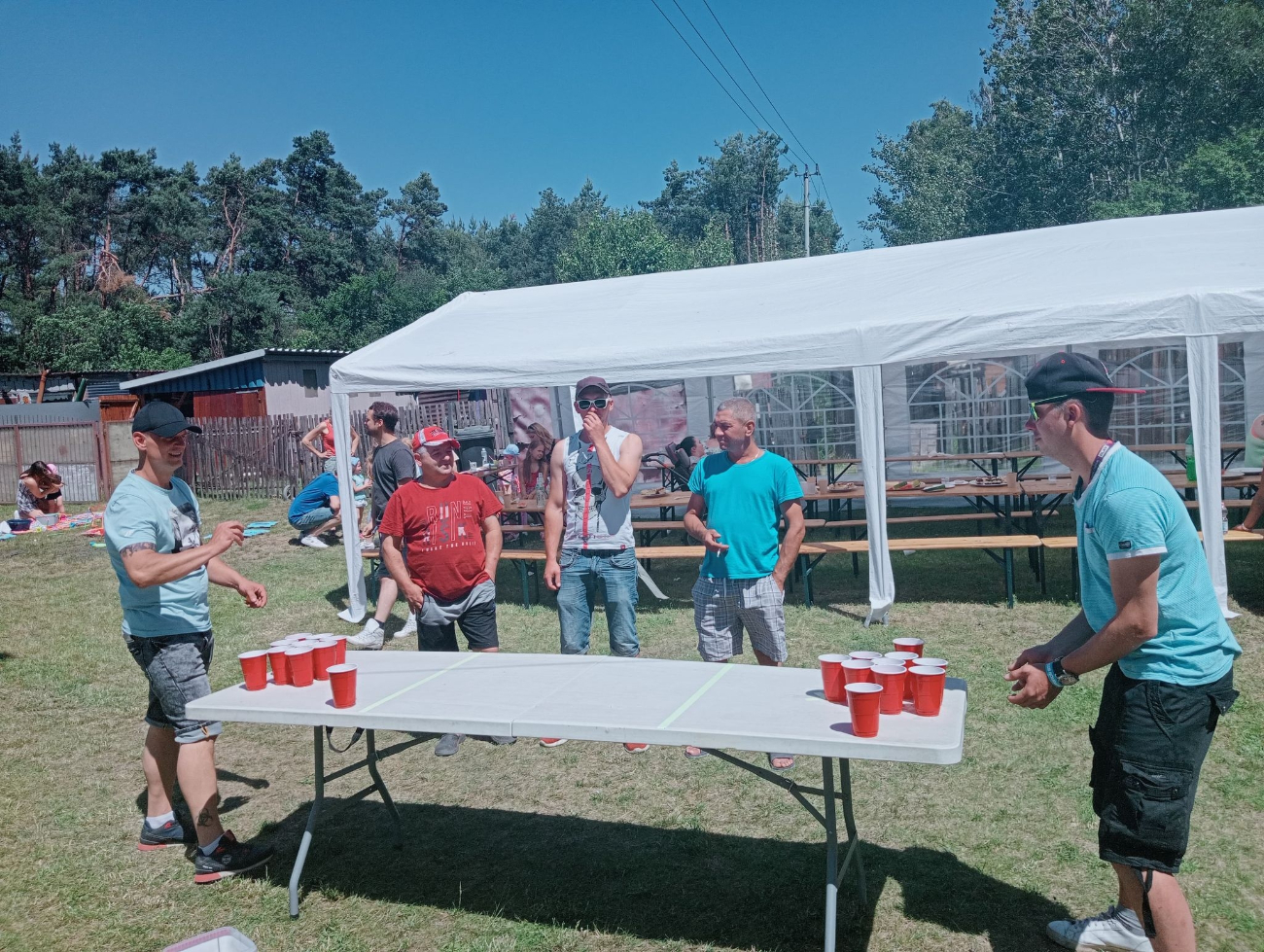 Drifty radiowozem, dmuchańce i tańce w Powidzu Osiedle