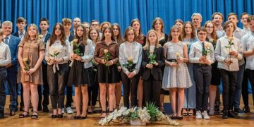 Muzyczna pożegnała absolwentów