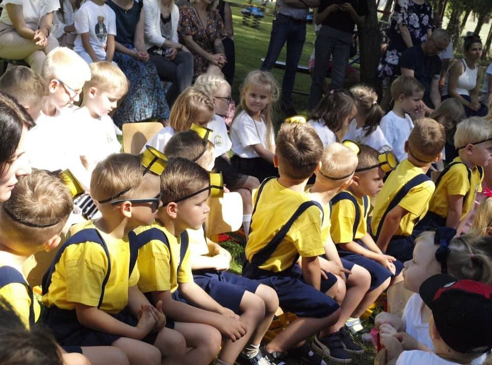 Pożegnanie roku u Małych Odkrywców w Piotrowicach