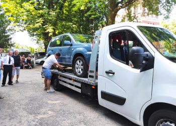 Pojechali z darami do Żytomierza. Wiozą m.in. samochód
