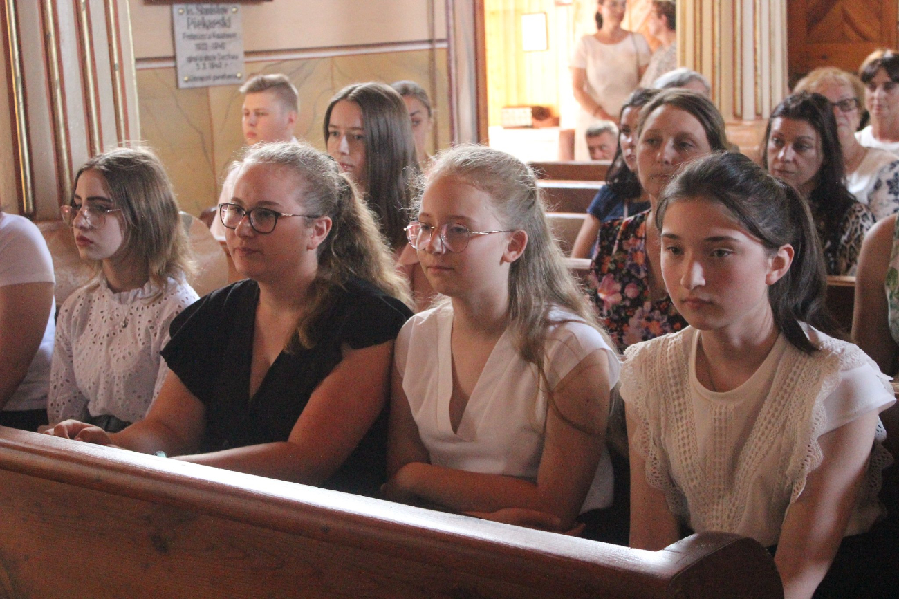 Bierzmowanie w Kowalewie ZDJĘCIA