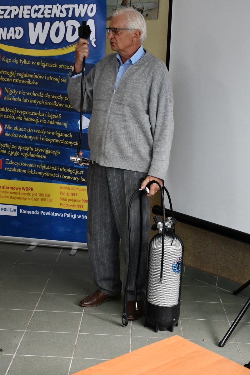 Szkolili się nad wodą