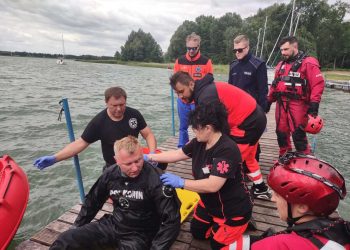 Szkolili się nad wodą