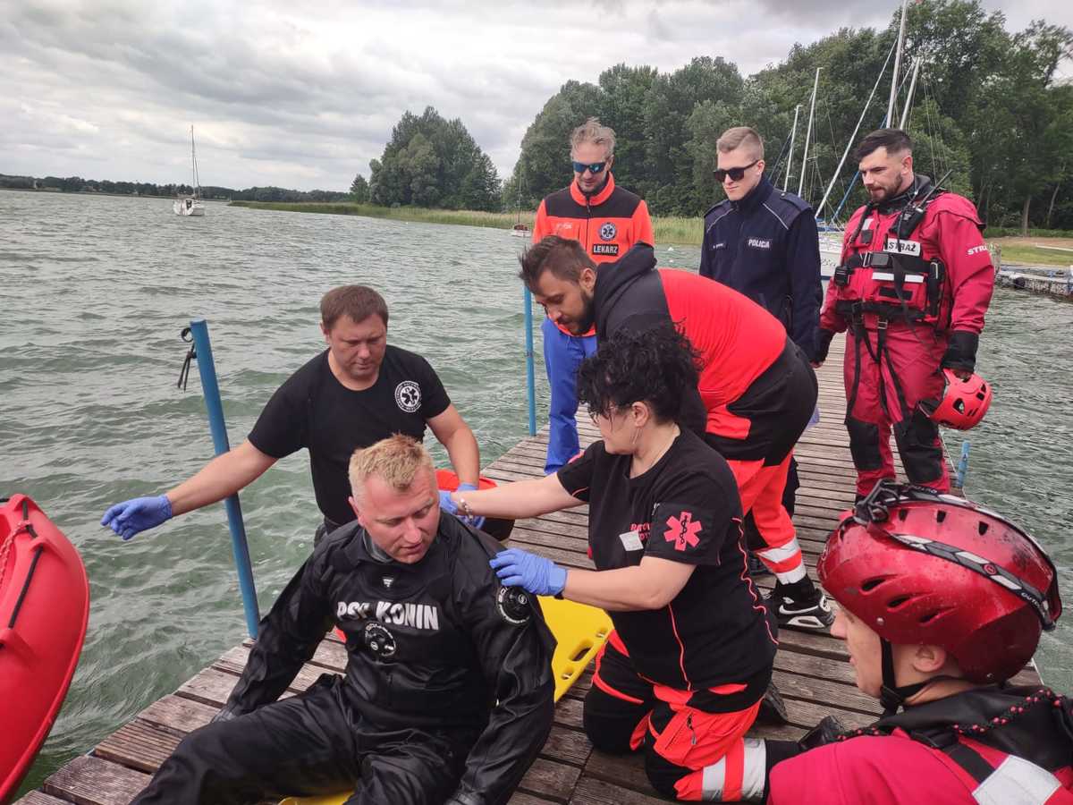 Szkolili się nad wodą