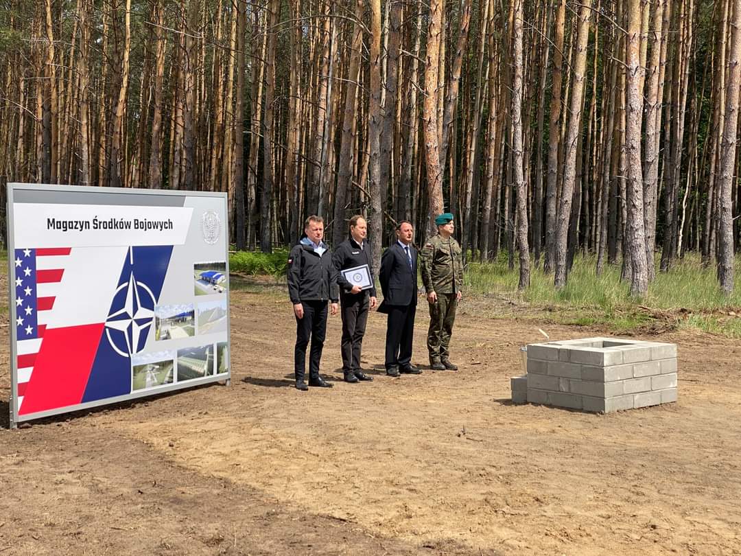 Powidz: Minister Błaszczak na inauguracji budowy magazynów