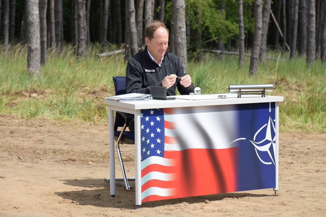 Powidz: Minister Błaszczak na inauguracji budowy magazynów