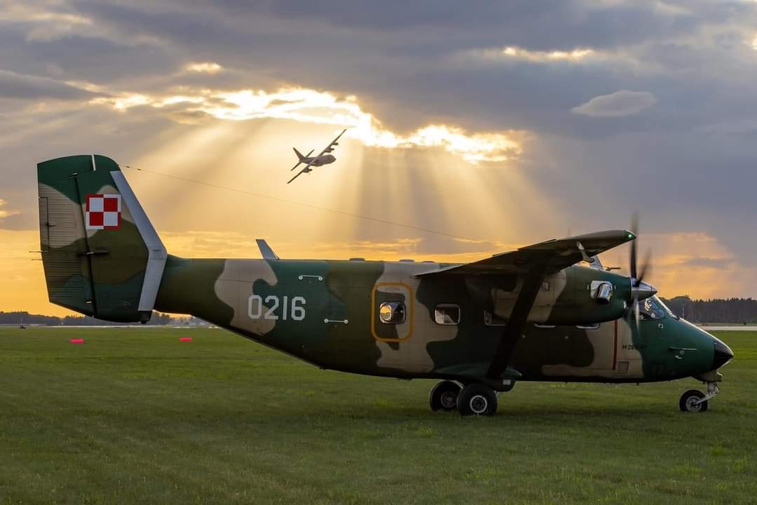 Trenują do pokazów lotniczych w Lesznie