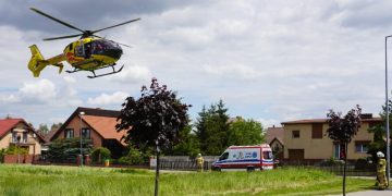 Helikopter lądował w Strzałkowie. Pomocy potrzebowało dziecko