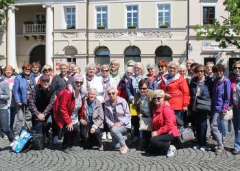 Słuchacze słupeckiego uniwersytetu w Łowiczu