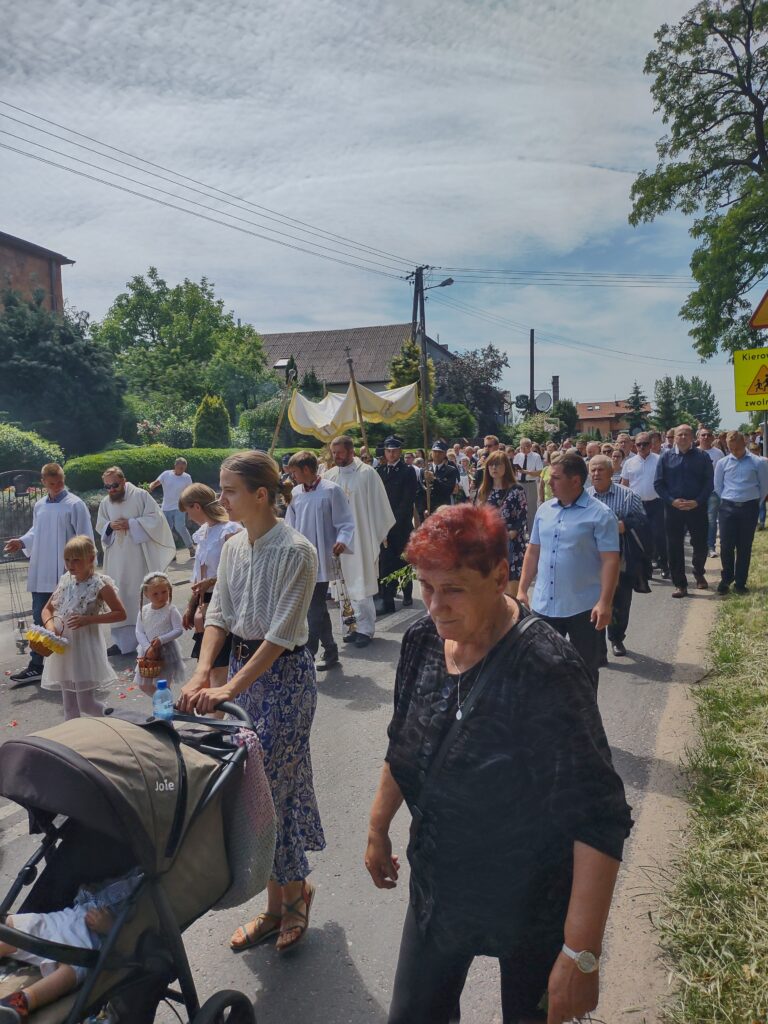 Boże Ciało w Giewartowie ZDJĘCIA